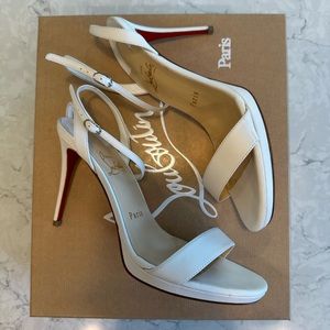 Christian Louboutin white simple heel (size 8)